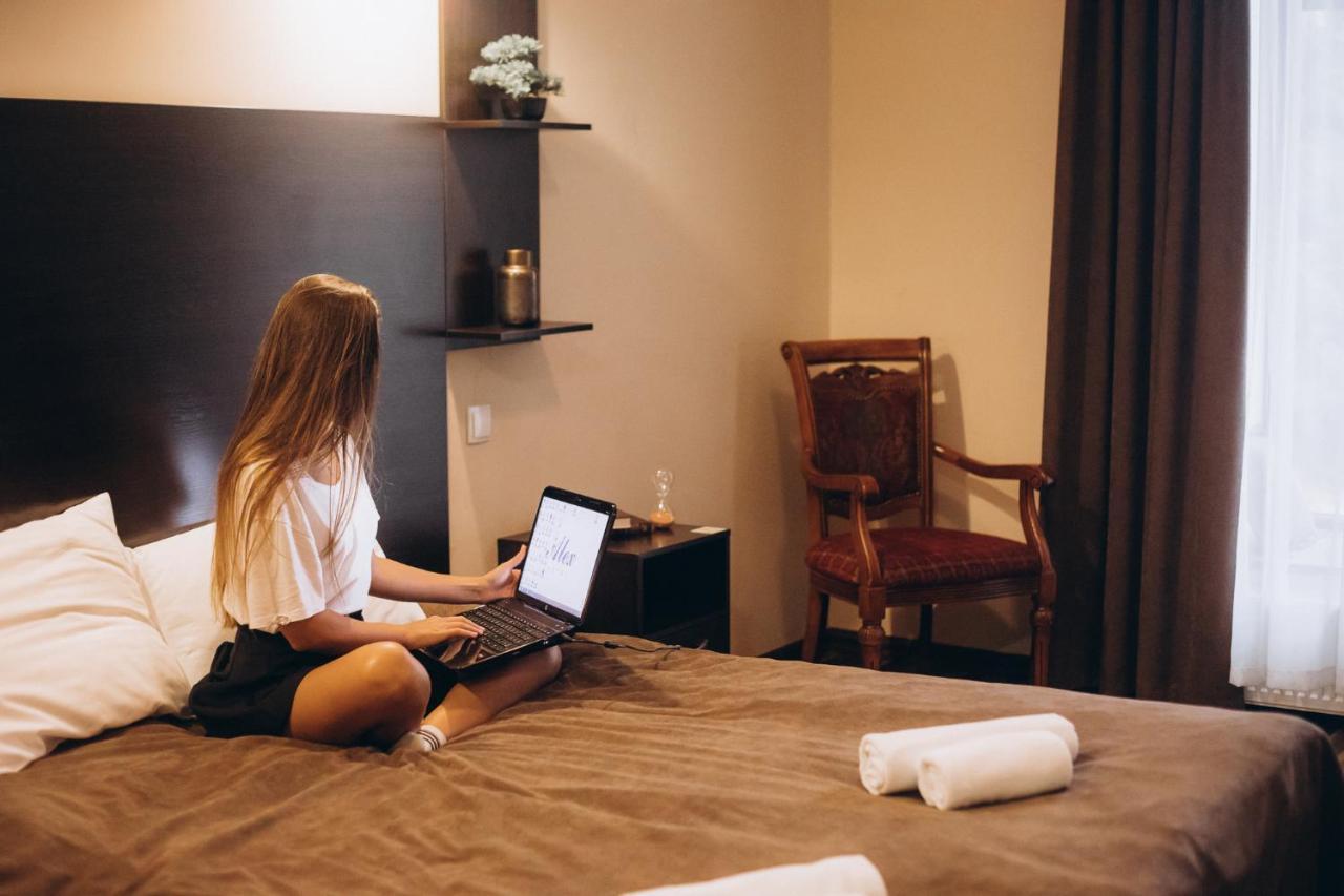 Alex Hotel Одесса Экстерьер фото